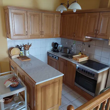 With A - C In 55117 * Balatonlelle