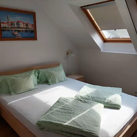 With A - C In 55117 Apartment Balatonlelle