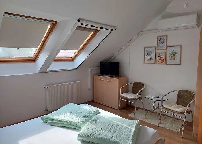 公寓 With A - C In 55117